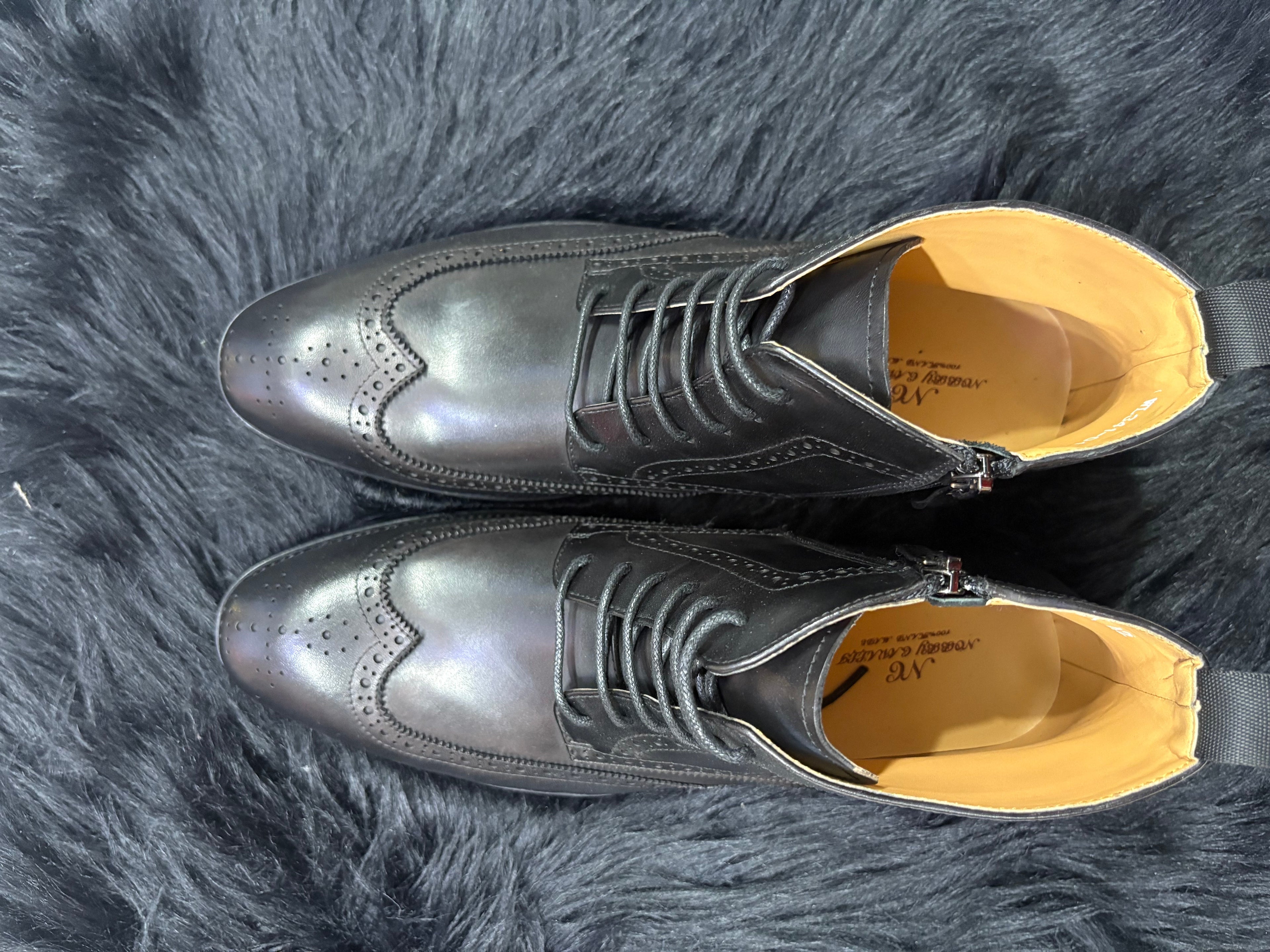 Shoes for men / Men’s Leather Wingtip Brogue Dress Boots