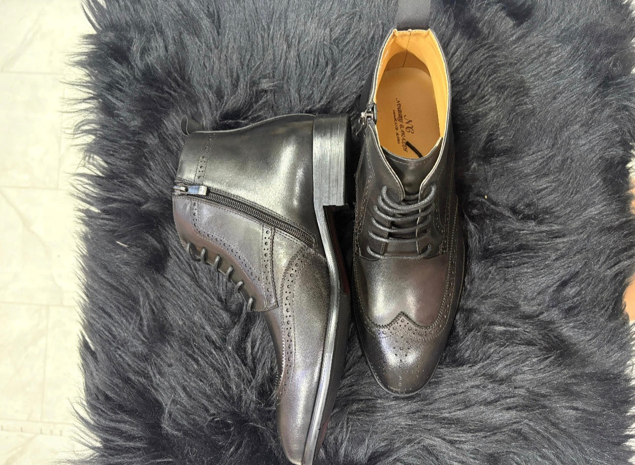 Shoes for men / Men’s Leather Wingtip Brogue Dress Boots